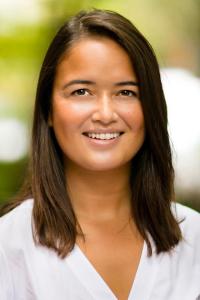 Erin Quyen Moynihan, NP Profile Headshot